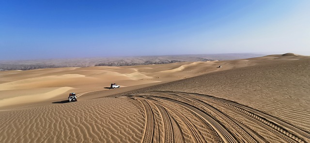 Off-Road Tires: Brownsville Truck Recovery Equipment for Ultimate Terrain Dominance