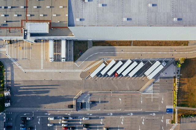4x4-truck-640x480-96074936.jpeg