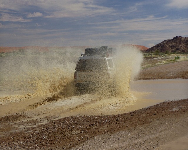 4x4-truck-640x480-12814785.jpeg
