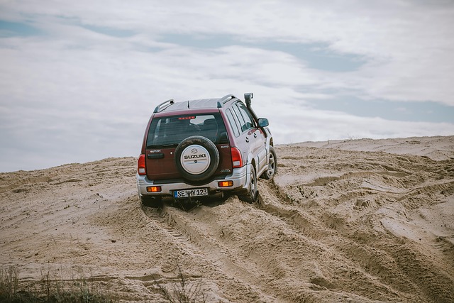4x4-truck-640x480-76362202.jpeg