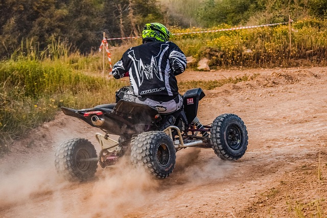 4x4-truck-640x480-77843433.jpeg