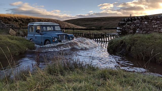 4x4-truck-640x480-4704625.jpeg
